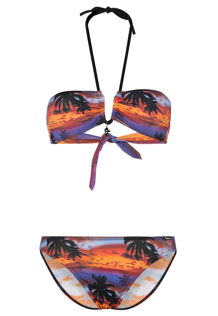 bikini w palmy